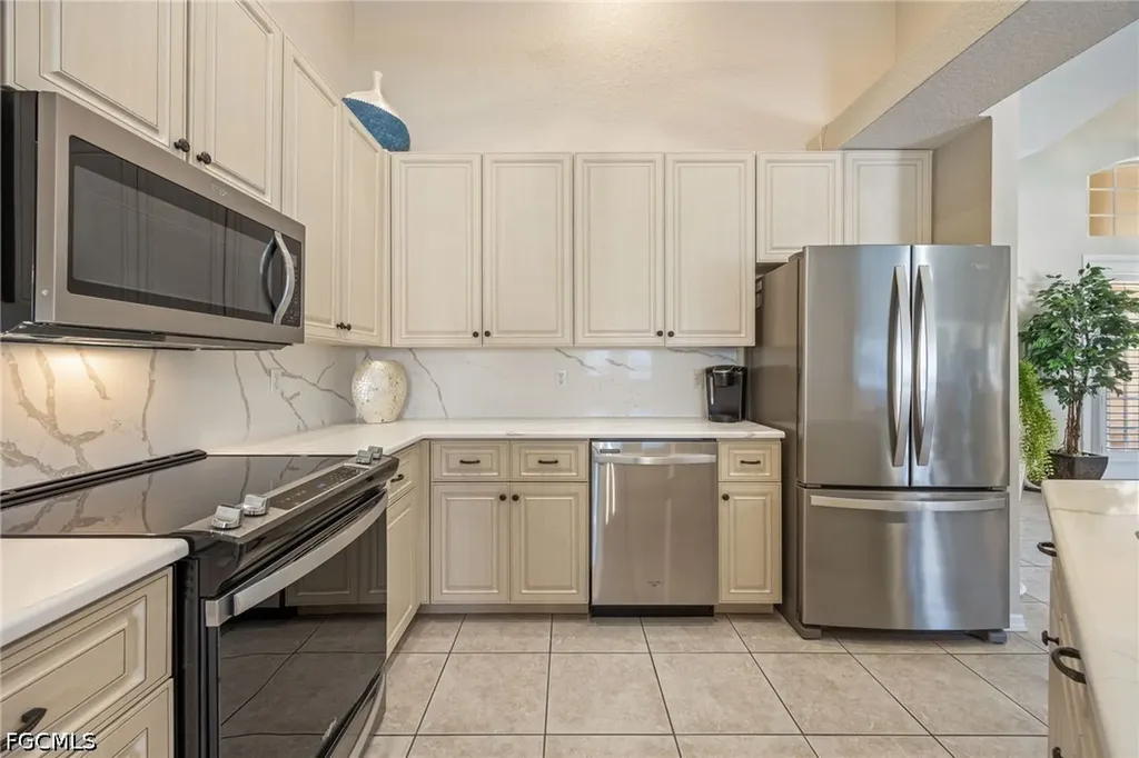 4920 SW 1st Court Cape Coral FL 33914