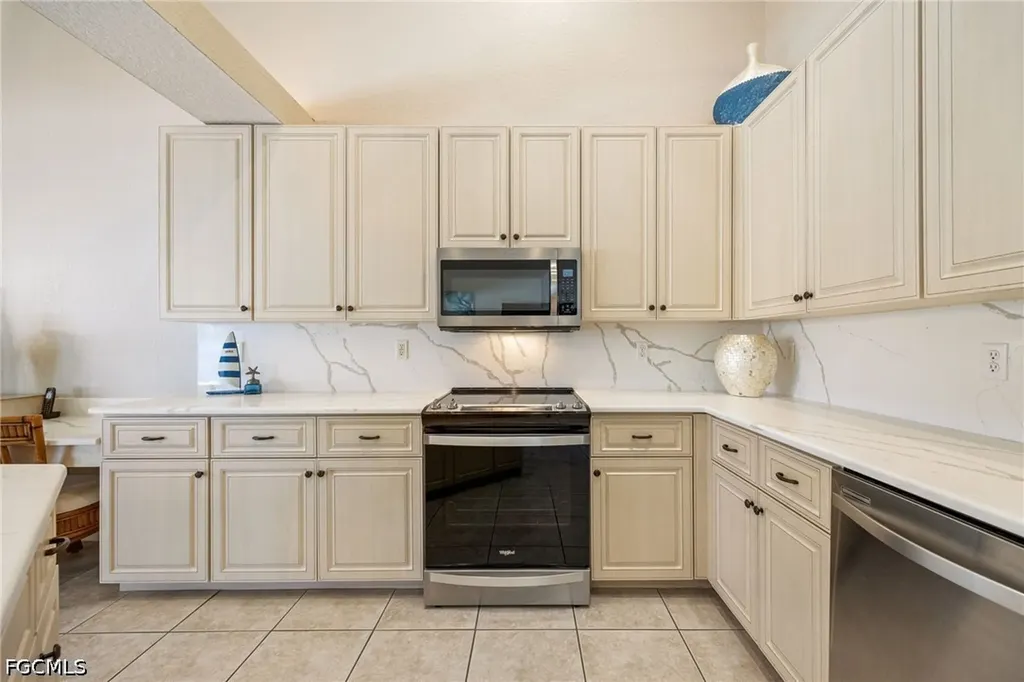 4920 SW 1st Court Cape Coral FL 33914