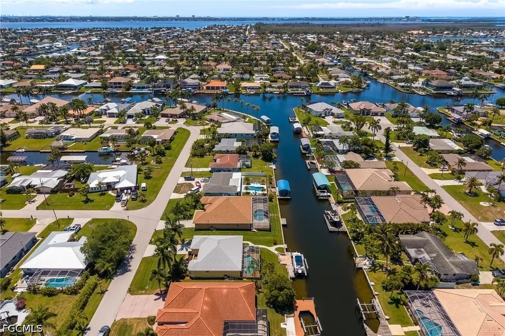 4920 SW 1st Court Cape Coral FL 33914