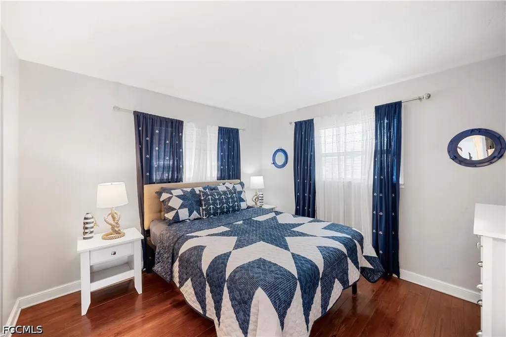 547 101st Avenue N Naples FL 34108