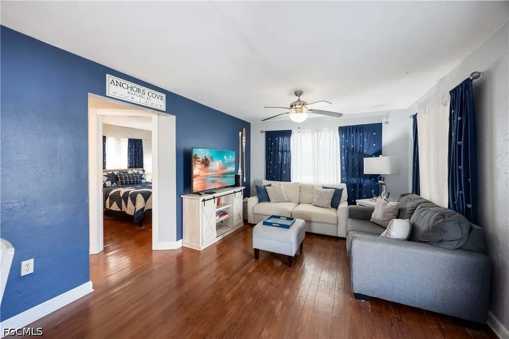 547 101st Avenue N Naples FL 34108