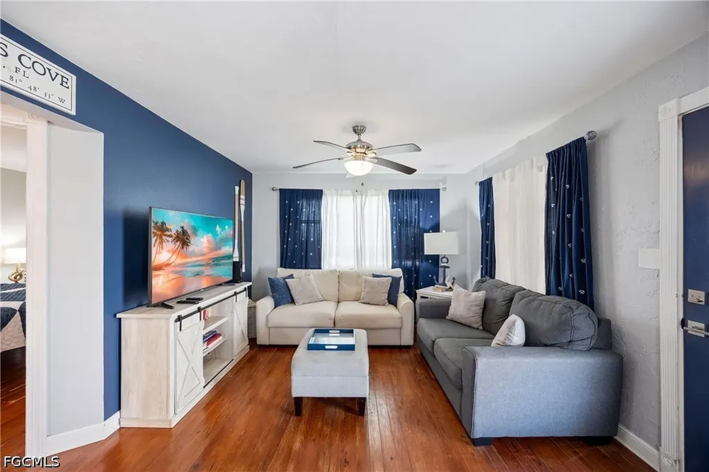 547 101st Avenue N Naples FL 34108