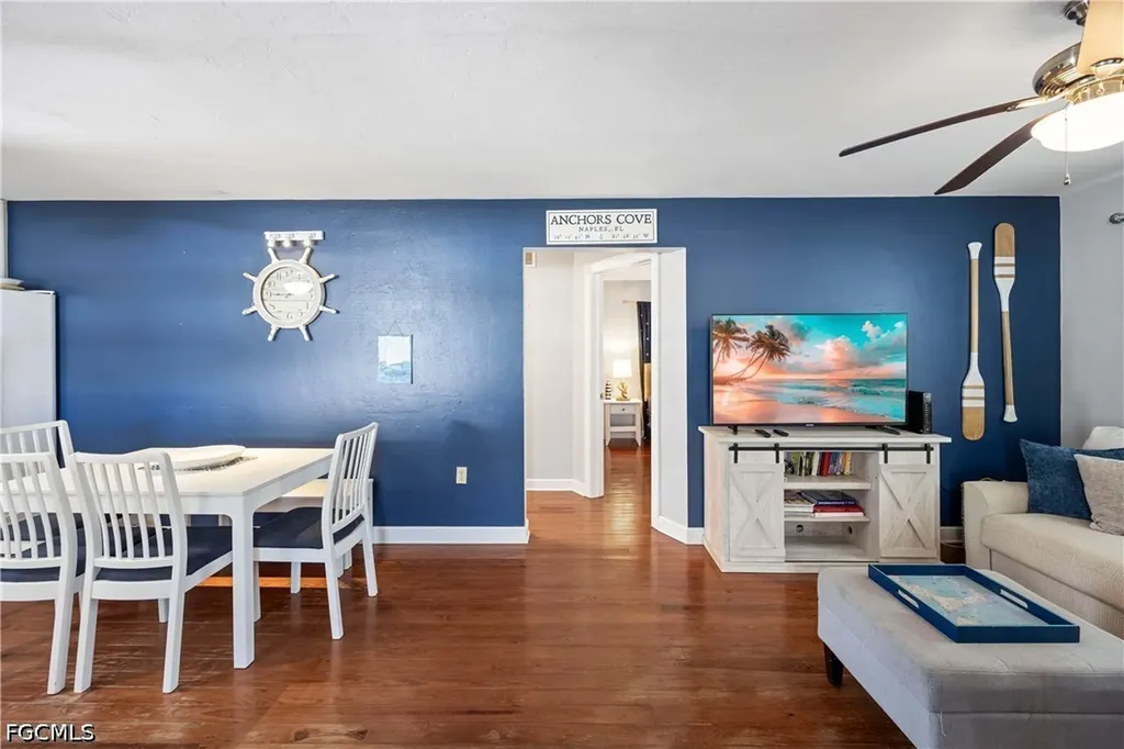 547 101st Avenue N Naples FL 34108