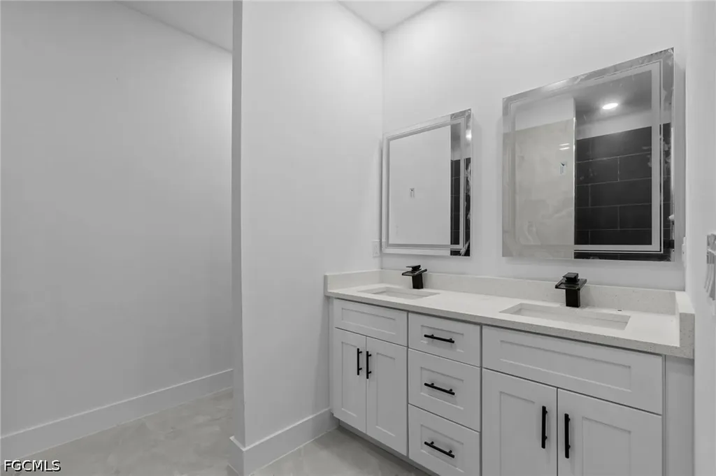 2826 NW 42nd Avenue Cape Coral FL 33993