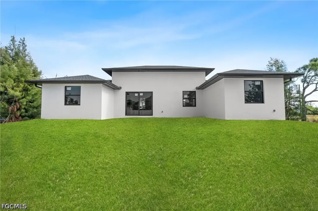 2826 NW 42nd Avenue Cape Coral FL 33993