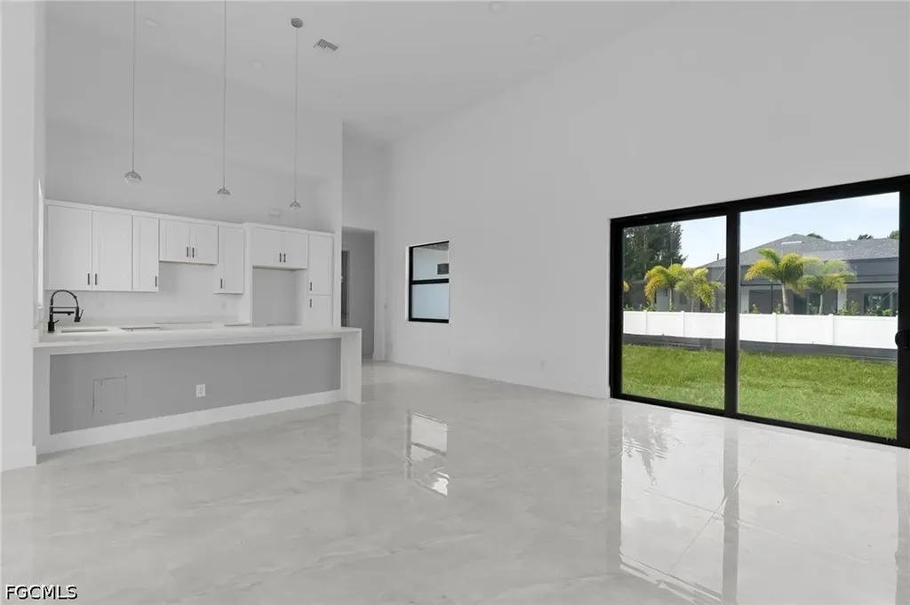 2826 NW 42nd Avenue Cape Coral FL 33993