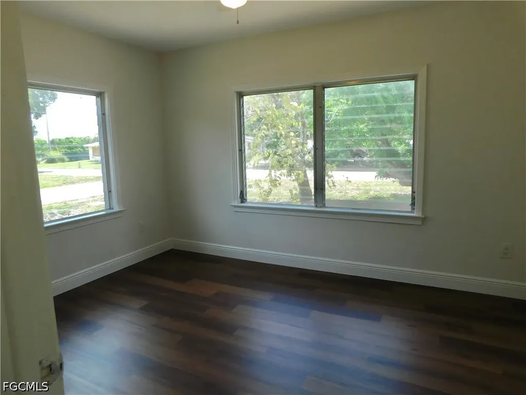 287 Poe Avenue North Fort Myers FL 33917