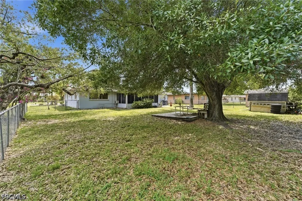 1031 El Mar Avenue Fort Myers FL 33919