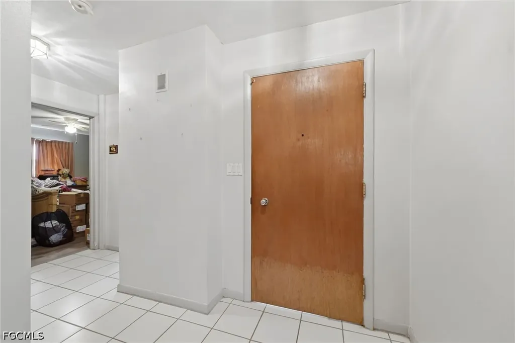 1031 El Mar Avenue Fort Myers FL 33919