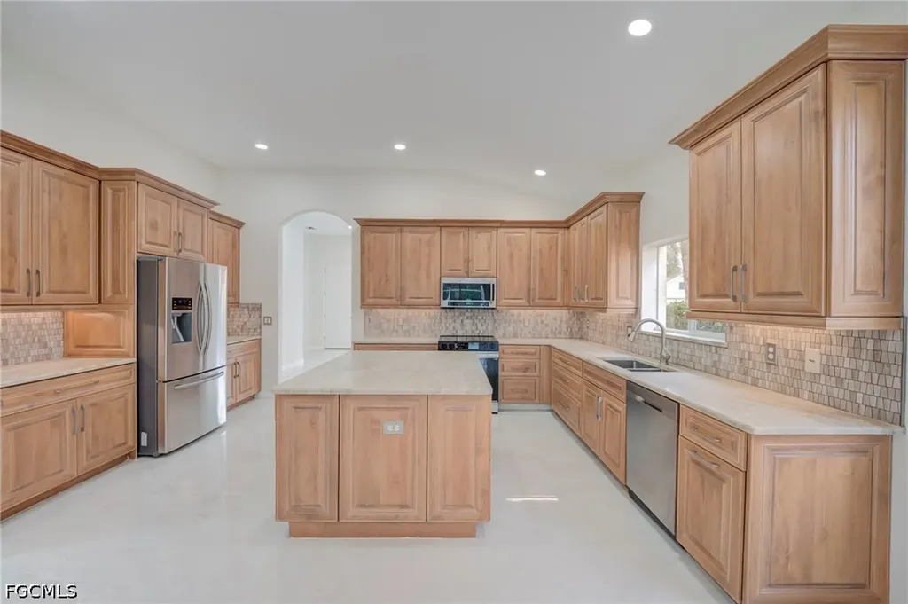 2641 Bellingham Court Cape Coral FL 33991
