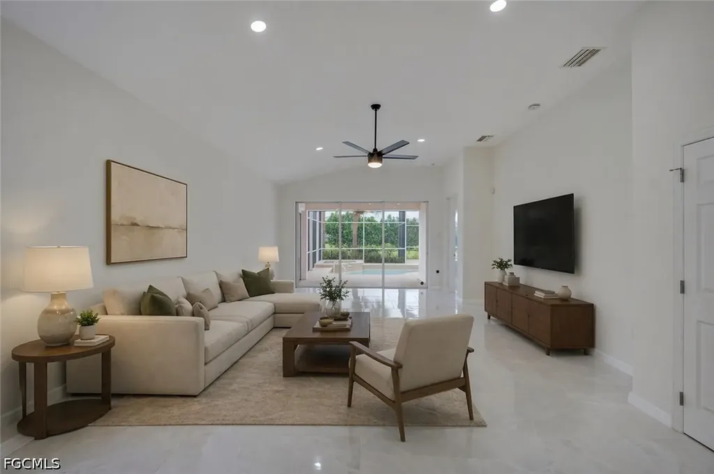 2641 Bellingham Court Cape Coral FL 33991