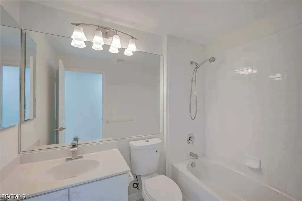2641 Bellingham Court Cape Coral FL 33991