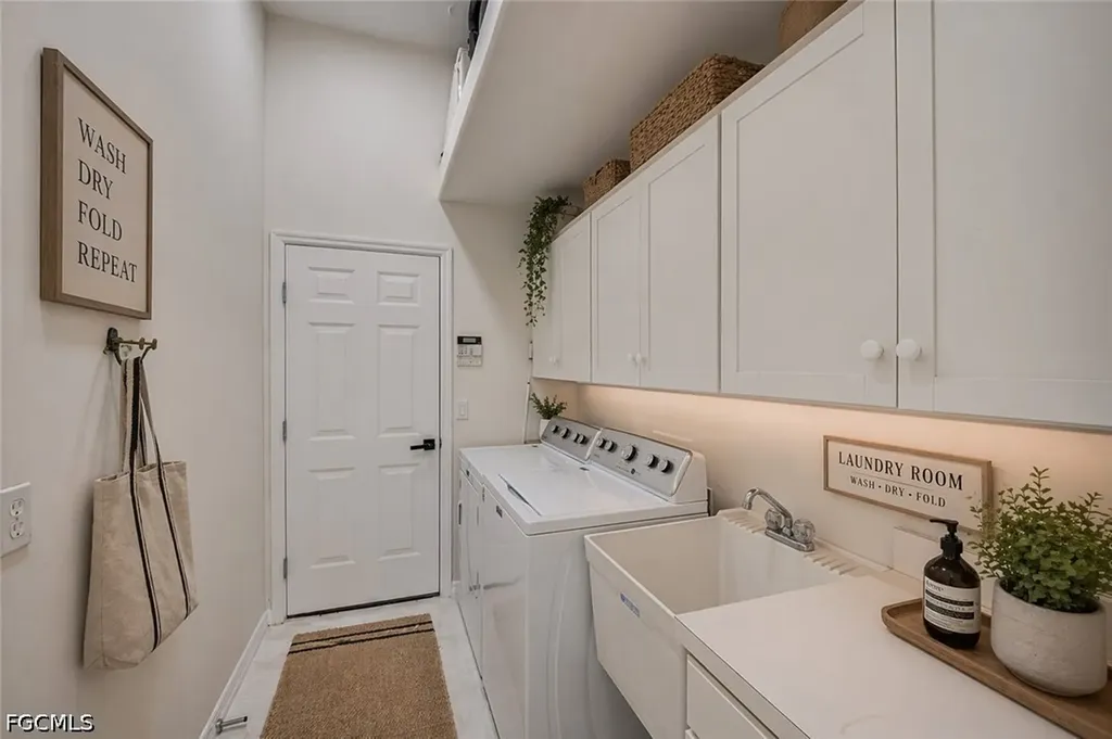 2641 Bellingham Court Cape Coral FL 33991