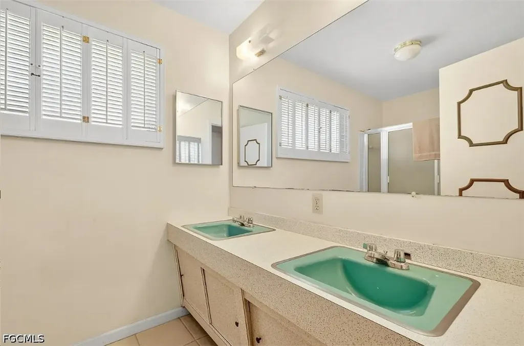 406 Leeland Heights Boulevard E Lehigh Acres FL 33936