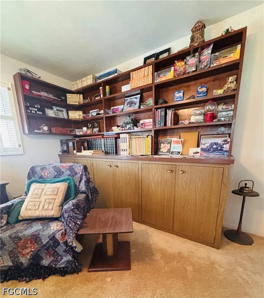 406 Leeland Heights Boulevard E Lehigh Acres FL 33936