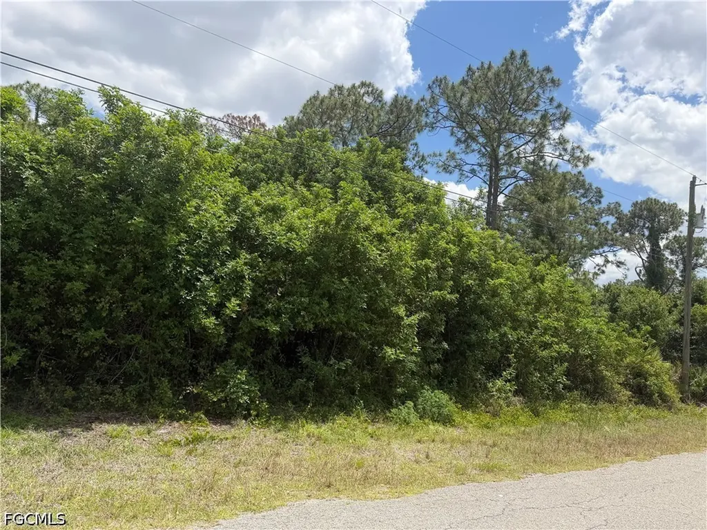 110 Columbus Avenue Lehigh Acres FL 33936