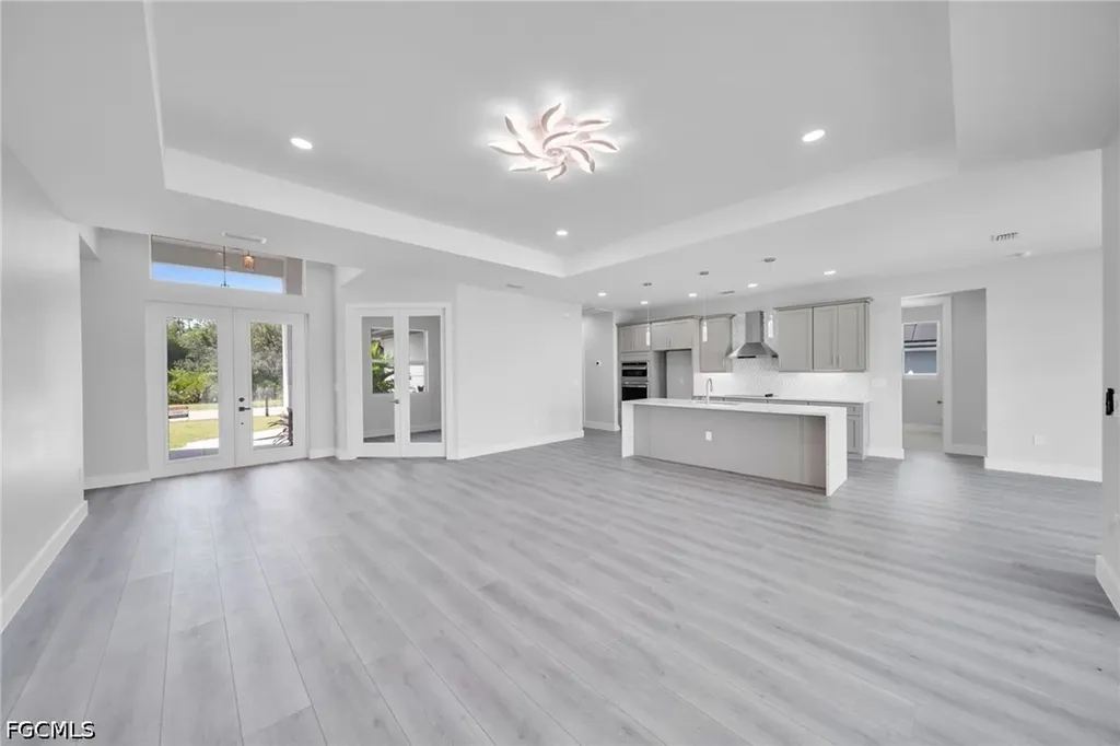 3315 Andalusia Boulevard Cape Coral FL 33909