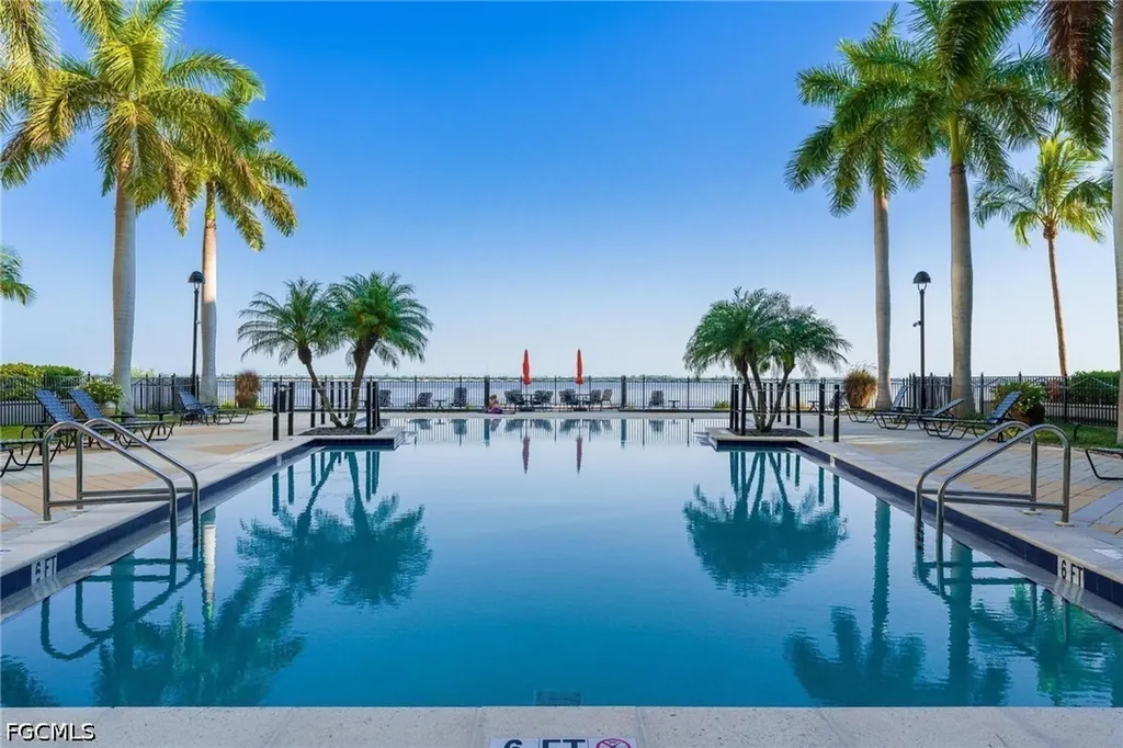2825 Palm Beach Boulevard Fort Myers FL 33916