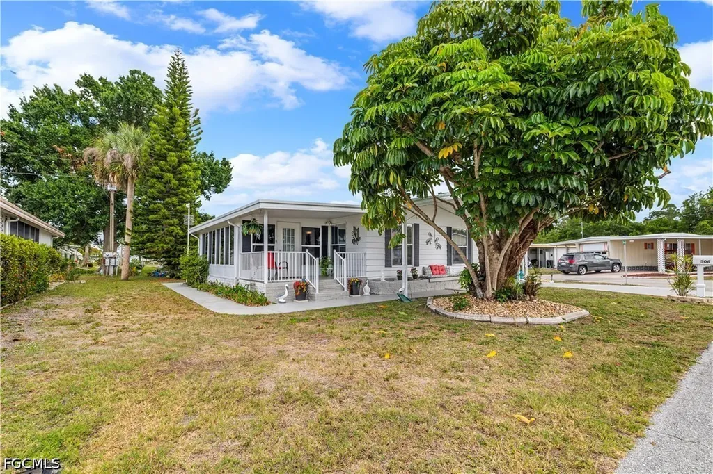 506 Blossom Court North Fort Myers FL 33917