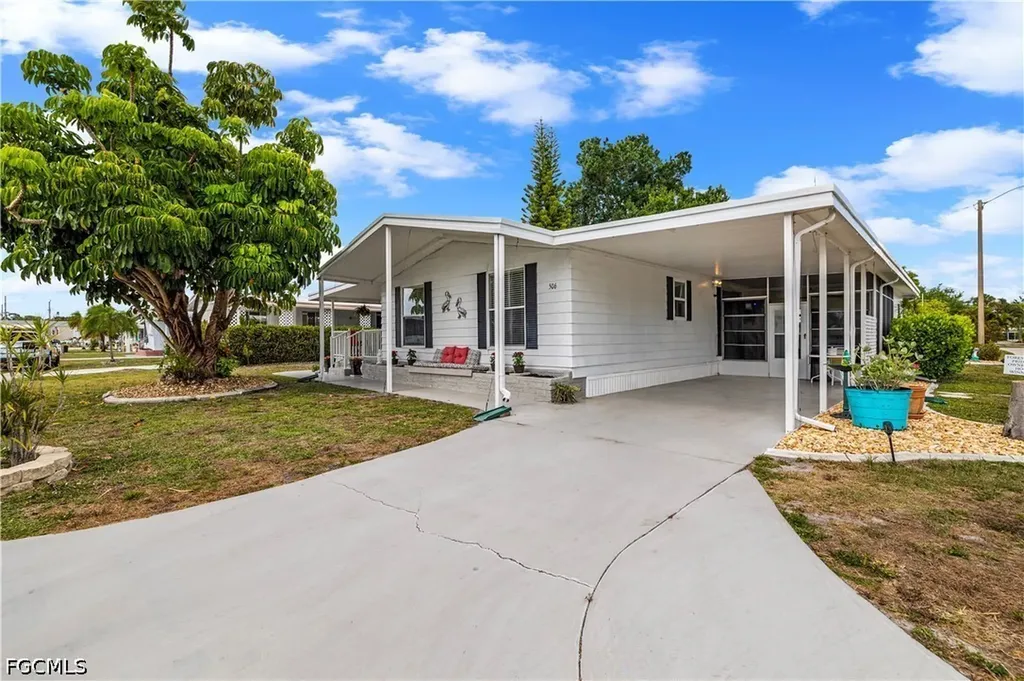 506 Blossom Court North Fort Myers FL 33917