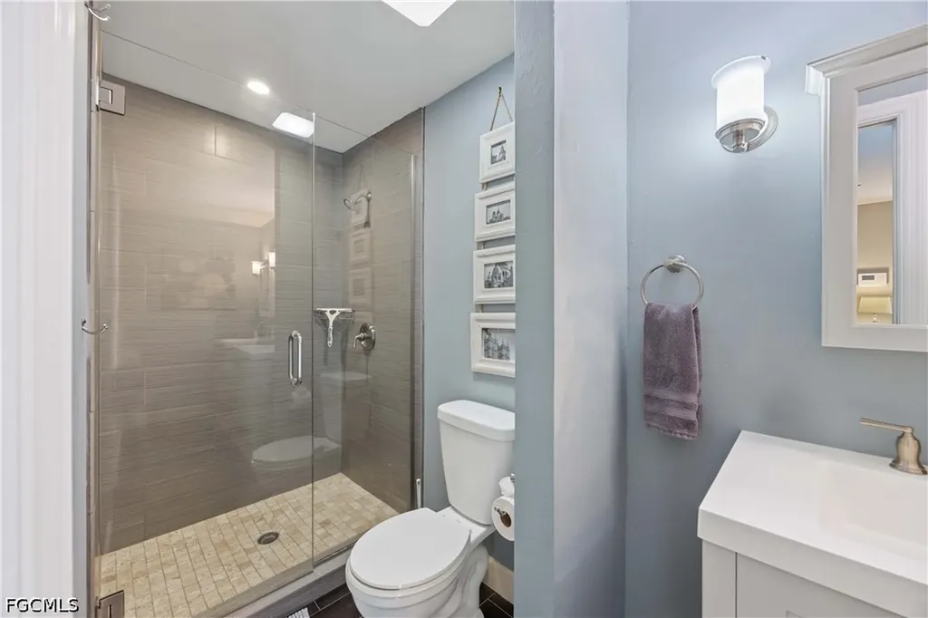 856 104th Avenue N Naples FL 34108