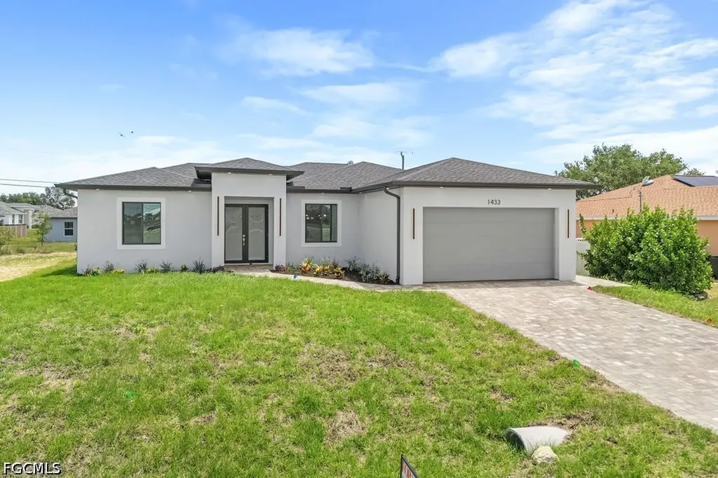 1433 NW 7th Place Cape Coral FL 33993