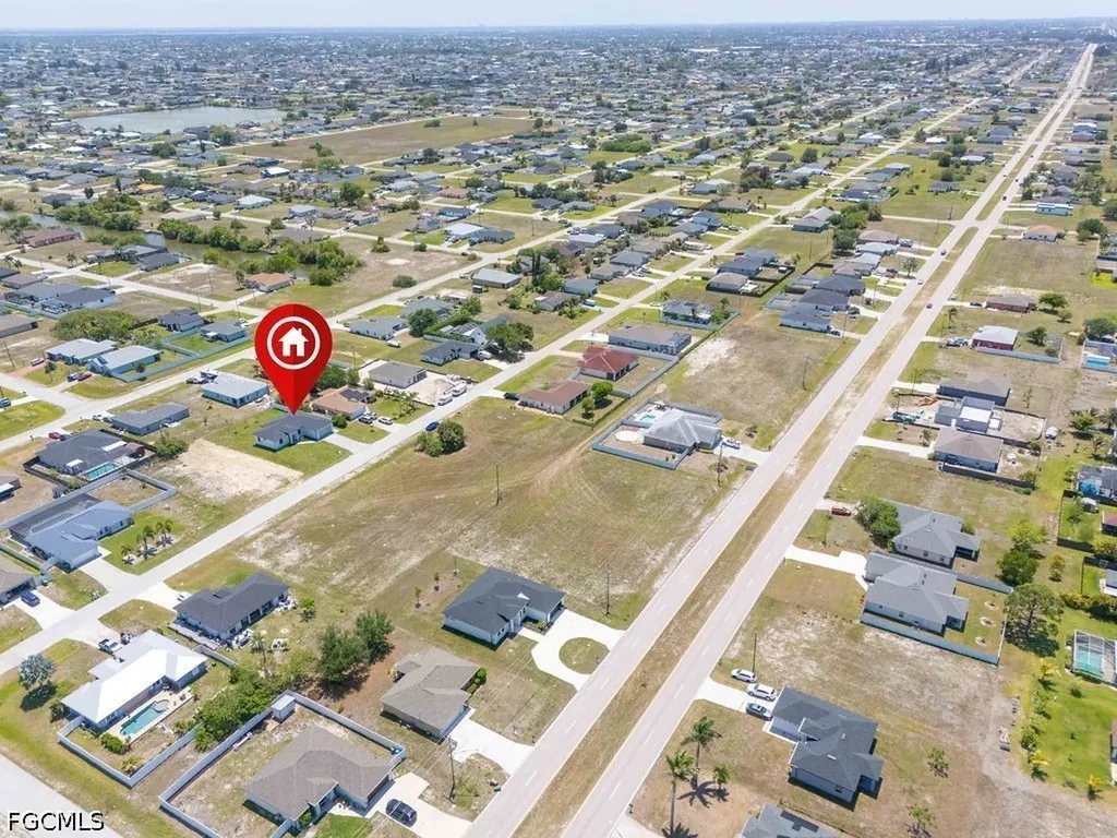 1433 NW 7th Place Cape Coral FL 33993