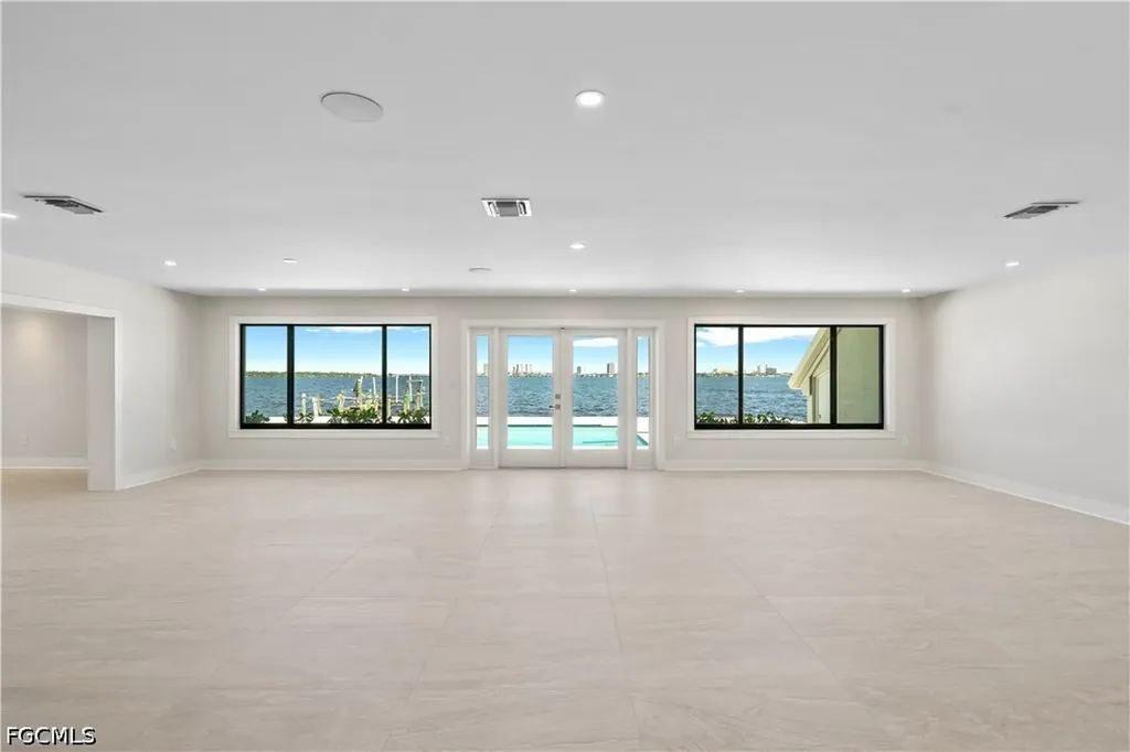 752 Overiver Drive North Fort Myers FL 33903