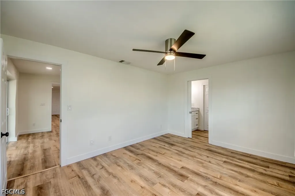 3009 SE 10th Avenue Cape Coral FL 33904