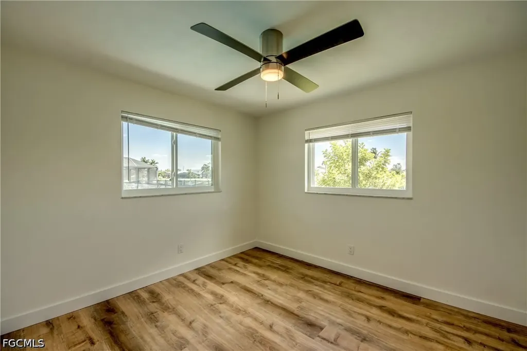 3009 SE 10th Avenue Cape Coral FL 33904