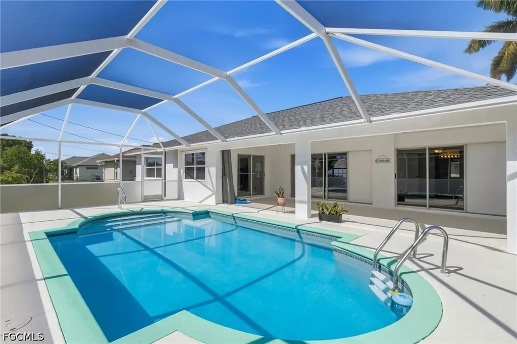 2929 SW 8th Court Cape Coral FL 33914