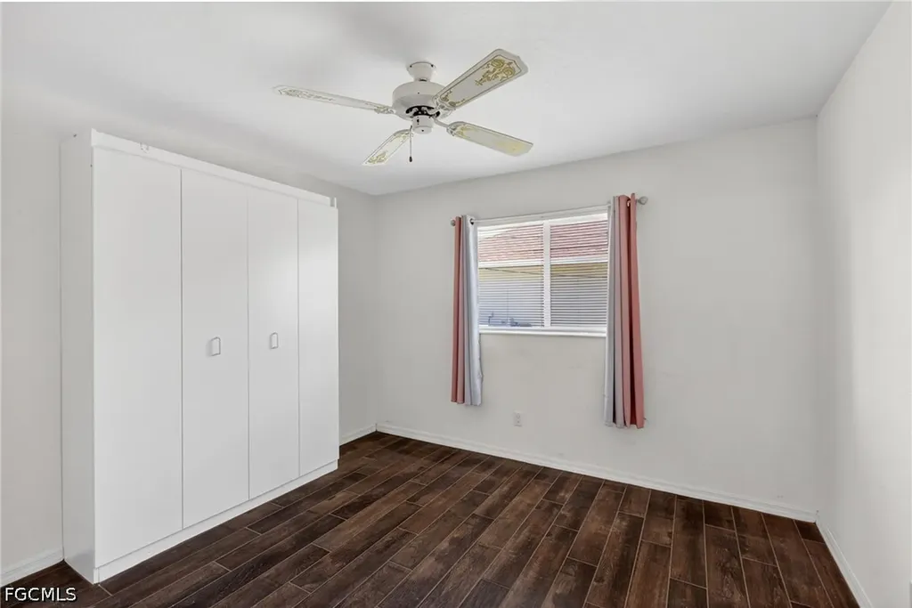 2929 SW 8th Court Cape Coral FL 33914