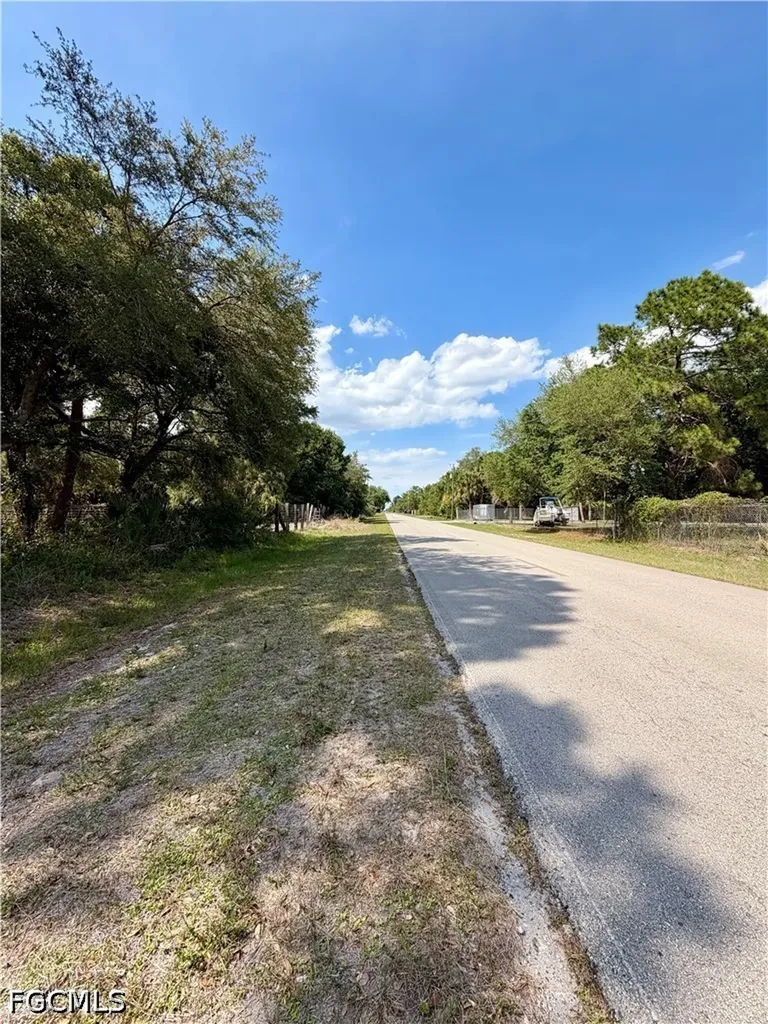 360 S Hacienda Street Clewiston FL 33440