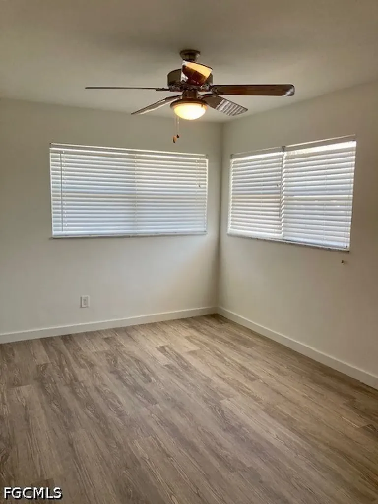 5242 Seagull Court Cape Coral FL 33904