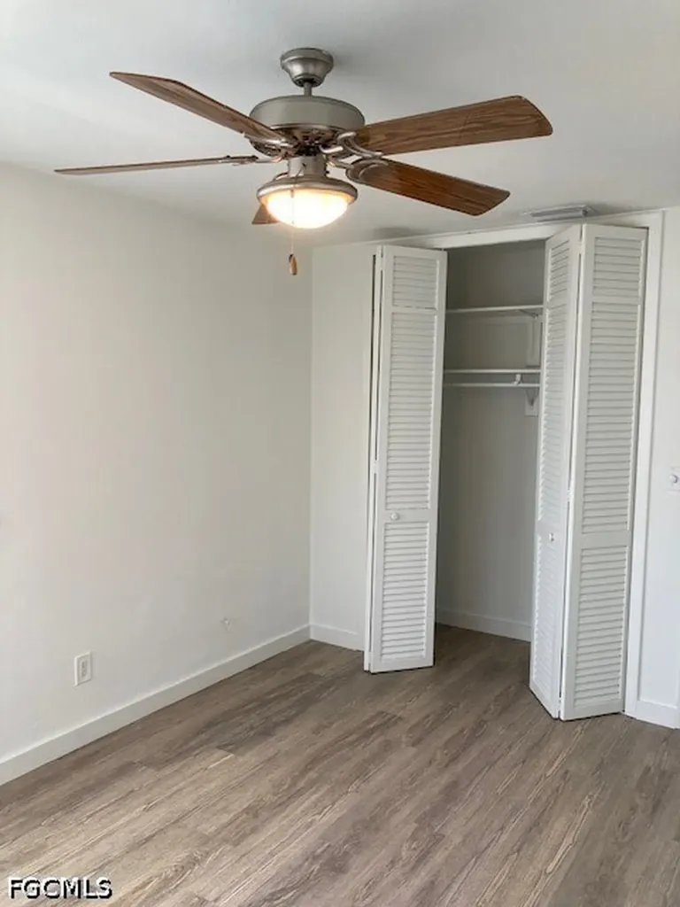 5242 Seagull Court Cape Coral FL 33904
