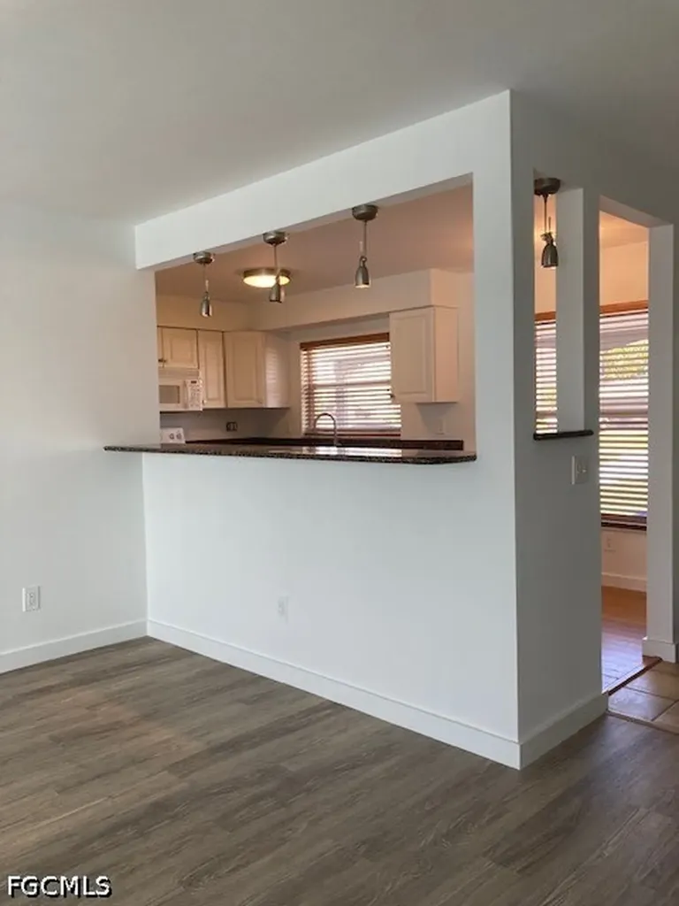 5242 Seagull Court Cape Coral FL 33904