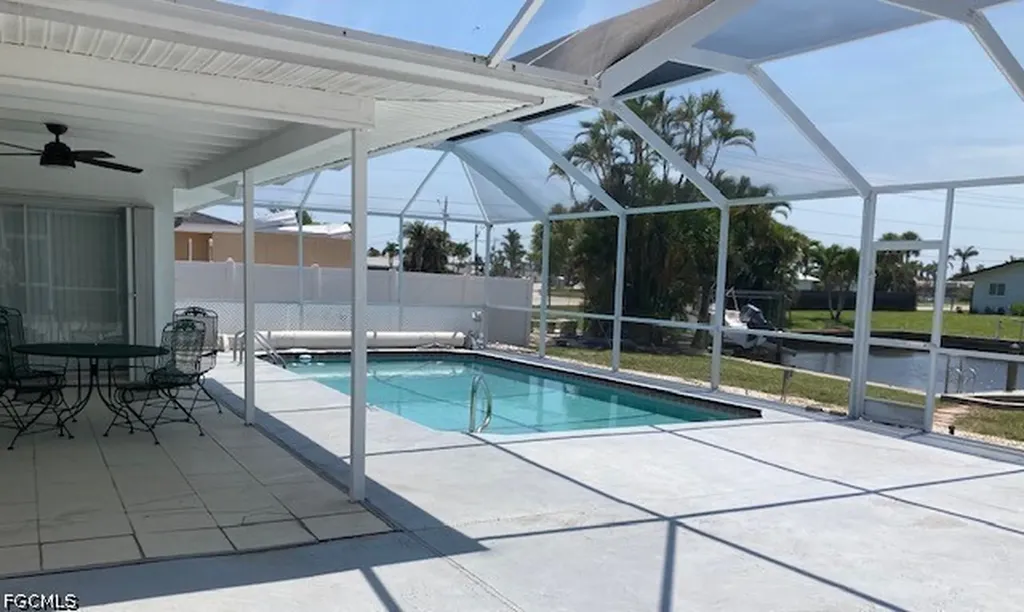 5242 Seagull Court Cape Coral FL 33904