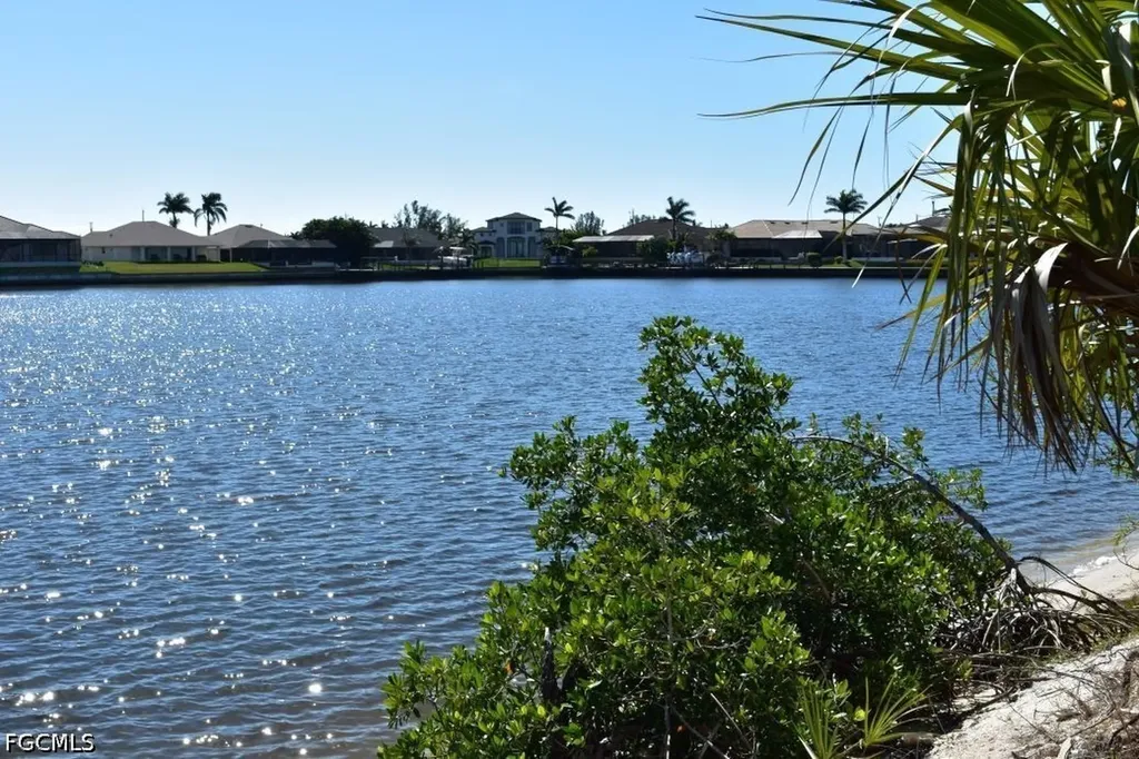 4304 NW 36th Street Cape Coral FL 33993
