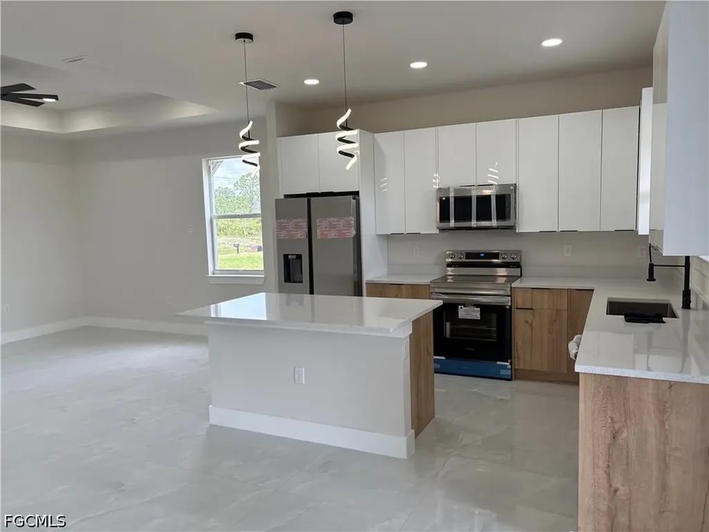 2804 Anita Avenue N Lehigh Acres FL 33971