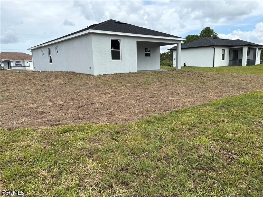 2804 Anita Avenue N Lehigh Acres FL 33971