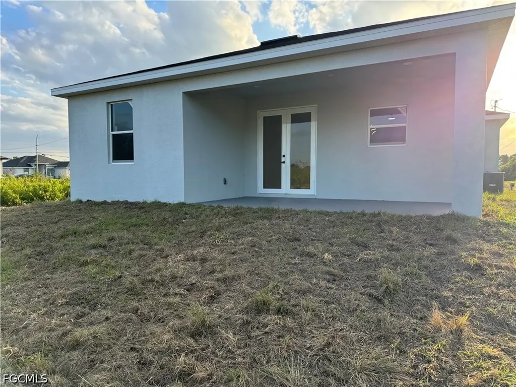2804 Anita Avenue N Lehigh Acres FL 33971