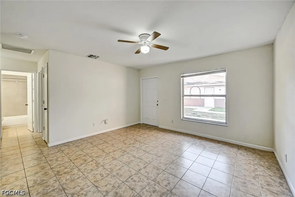 4307 SW Santa Barbara Place Cape Coral FL 33914