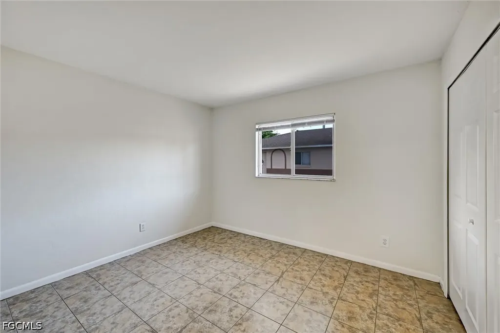 4307 SW Santa Barbara Place Cape Coral FL 33914