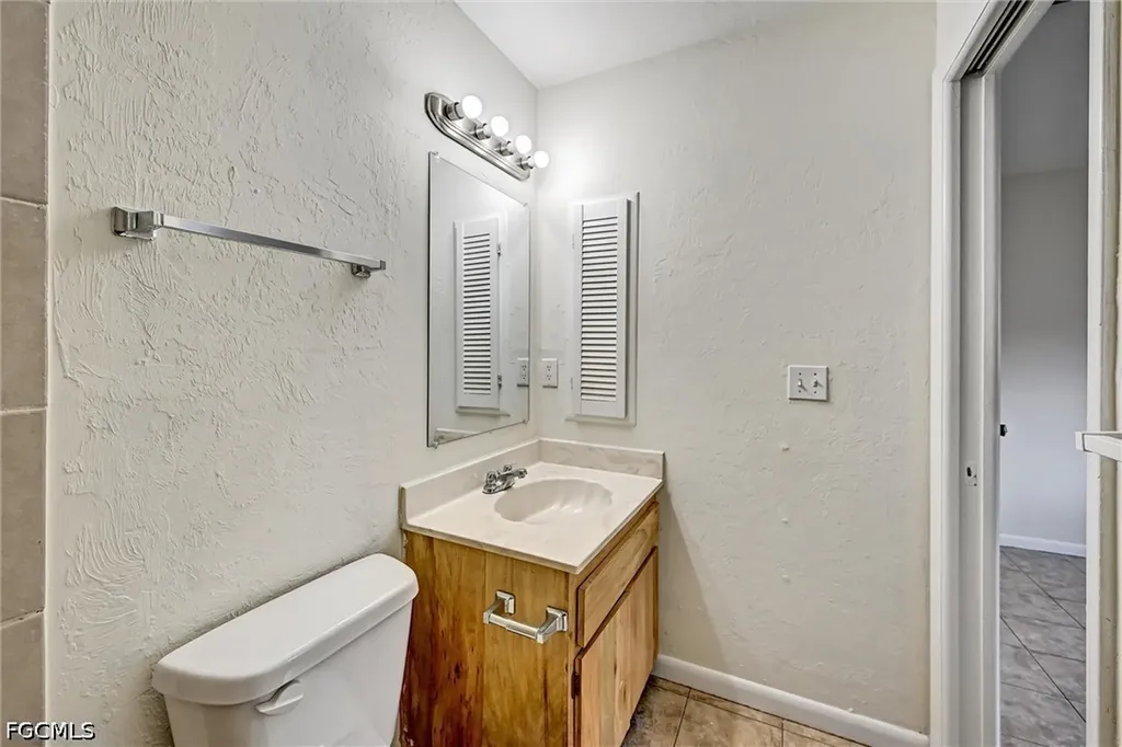 4307 SW Santa Barbara Place Cape Coral FL 33914