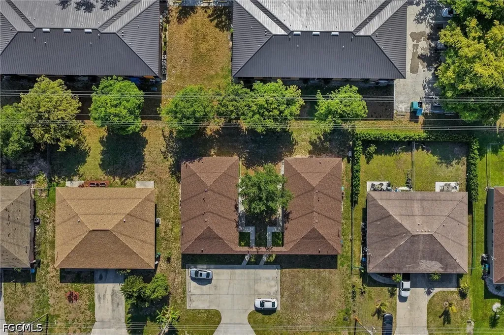 4307 SW Santa Barbara Place Cape Coral FL 33914