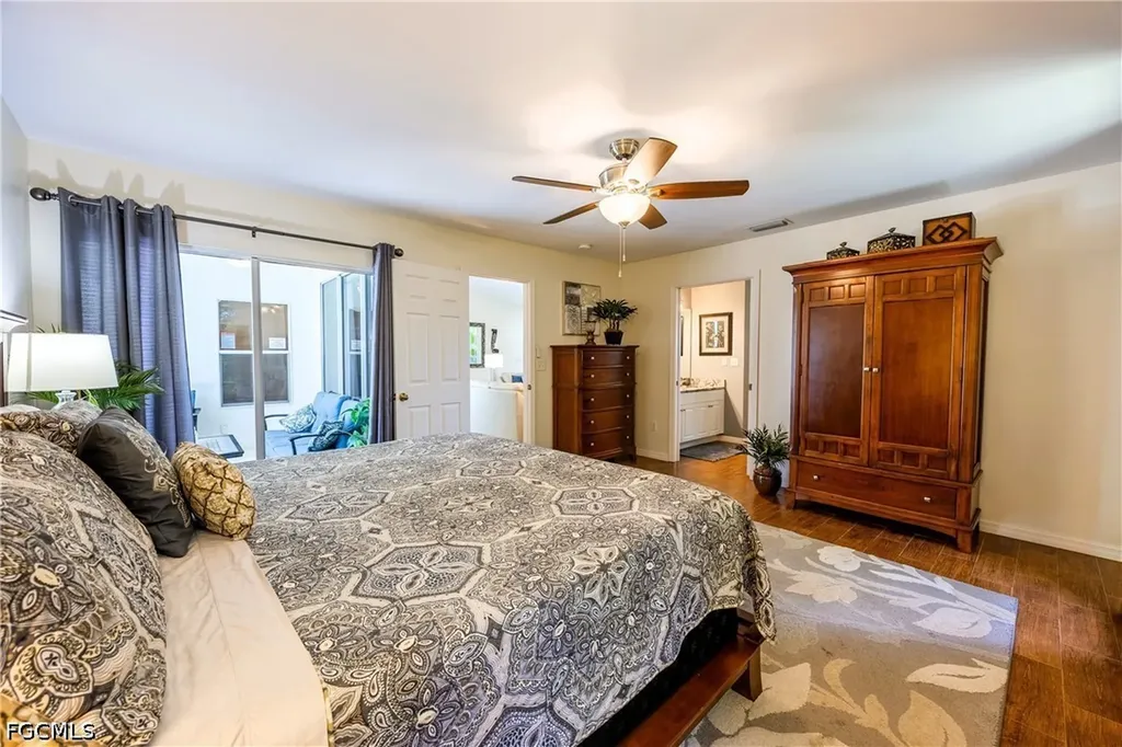4522 SW 1st Avenue Cape Coral FL 33914
