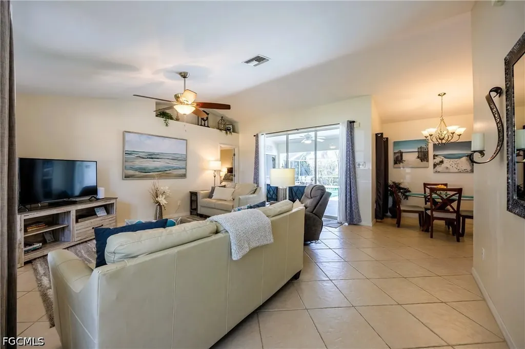 4522 SW 1st Avenue Cape Coral FL 33914