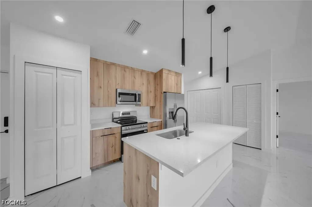 311 NE 31st Street Cape Coral FL 33909