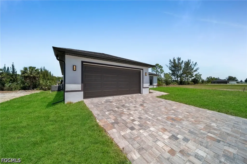 311 NE 31st Street Cape Coral FL 33909
