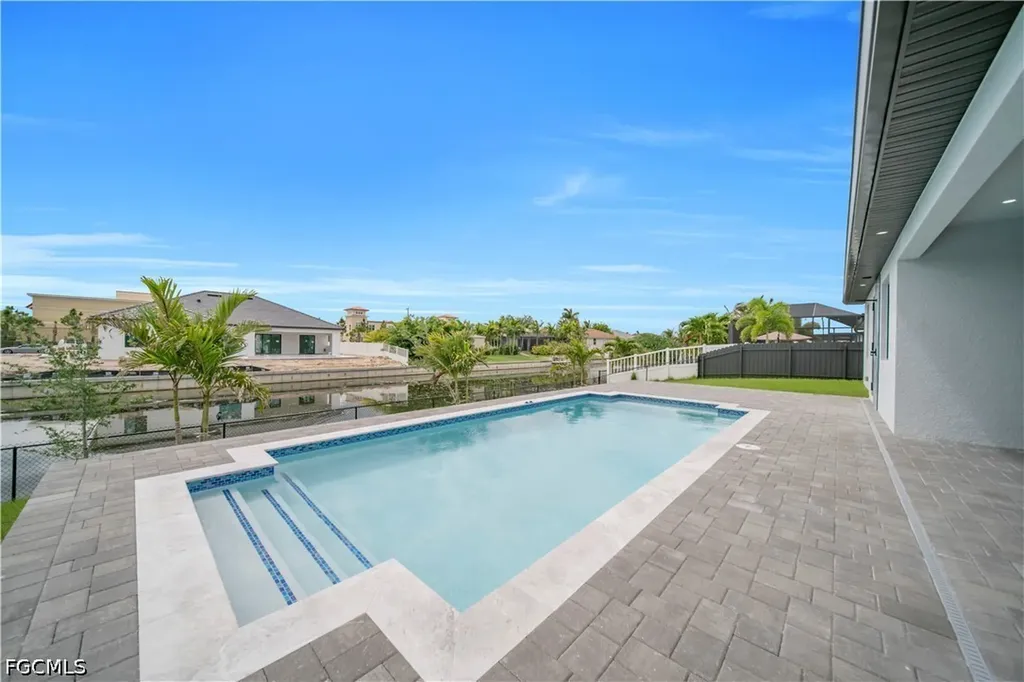 2218 SW 15th Avenue Cape Coral FL 33991